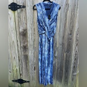 RONNI NICOLE Blue and White Sleeveless Maxi Belted Jumpsuit Women’s 14 NWT NEW